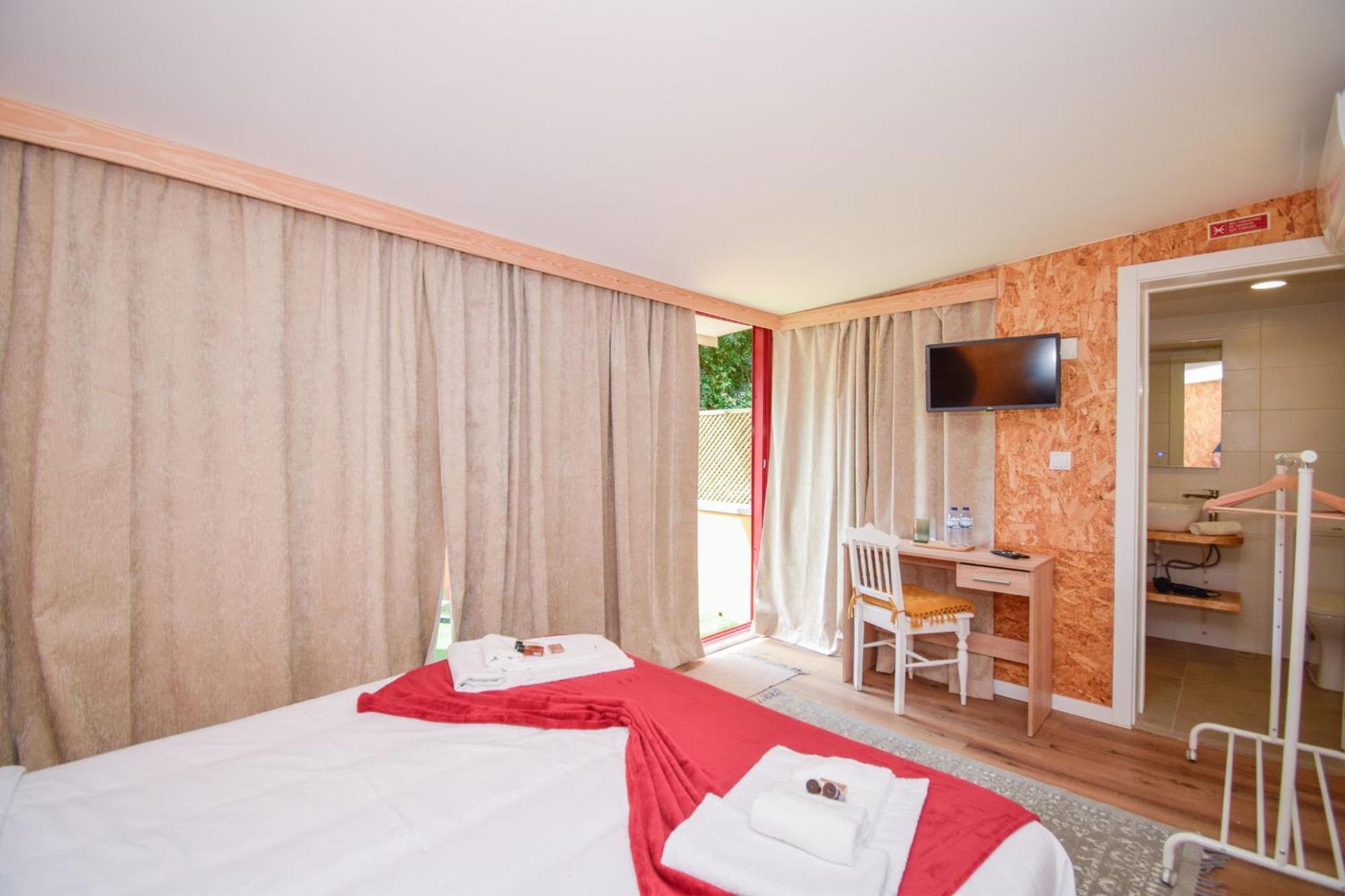 Penedo Escape Nature Colares Exterior foto